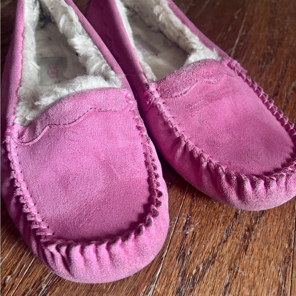 UGG Pink Suede Women's Slippers Size 9